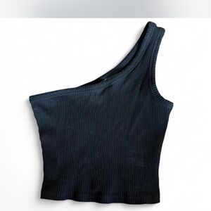 SHEIN Black Ribbed Asymmetrical Crop Top